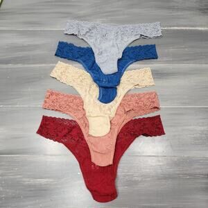 Hanky Panky Thongs Signature Low-Rise Stretch Lace Thongs 5 Pair OS Style 4911